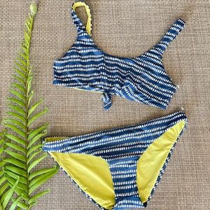NEW!!! - Dolce Vita Stripe Print Knot Bikini Top & Bottom